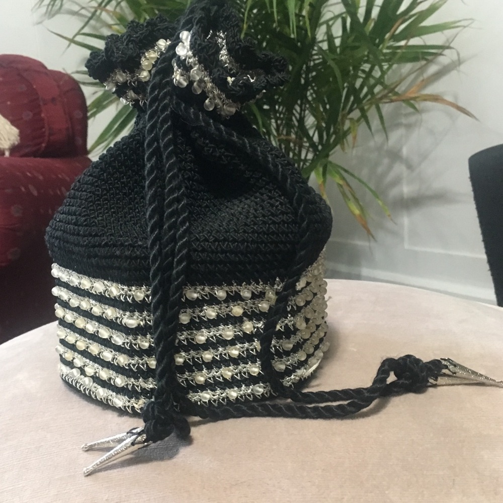 Vintage retro beaded bucket bag